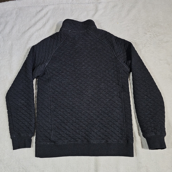 L.L. Bean Black Quilted Pullover - Picture 7 of 9